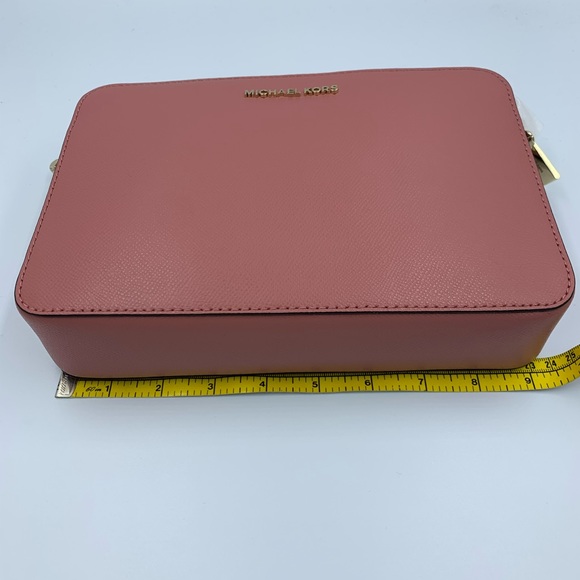 Michael Kors crossbody in rose color - Picture 3 of 8